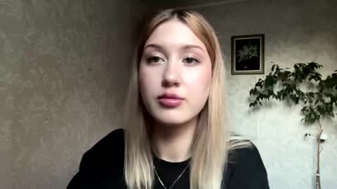 Mia online show from 26, 7, 2026