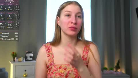 Snapshot of maureencoombs chatting on 22, 3, 2026 maureencoombs online show from 22, 3, 2026