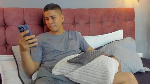 mauro_boy online show from 22, 5, 2026