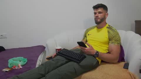 Snapshot of mauro_real_man chatting on 19, 5, 2026 mauro_real_man online show from 19, 5, 2026