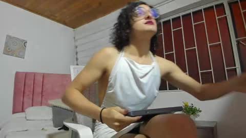 Snapshot of maverick_angel chatting on 19, 5, 2026 Maverick online show from 19, 5, 2026