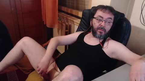 Max online show from 12, 1, 2025