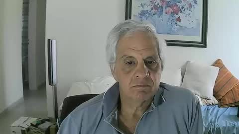 Snapshot of max_2017 chatting on 3, 3, 2025 max_2017 online show from 3, 3, 2025