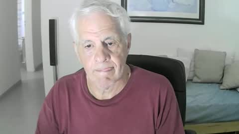 Snapshot of max_2017 chatting on 7, 1, 2026 max_2017 online show from 7, 1, 2026