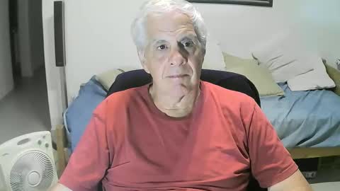 Snapshot of max_2017 chatting on 29, 3, 2026 max_2017 online show from 29, 3, 2026