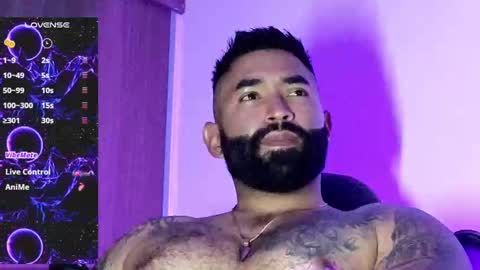 max__prada online show from 22, 9, 2025