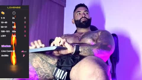 max__prada online show from 18, 10, 2025