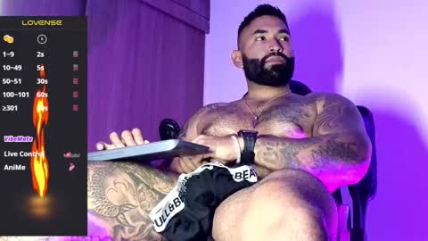 max__prada online show from 19, 10, 2025