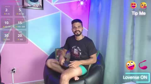 Max  Ashley online show from 30, 11, 2025