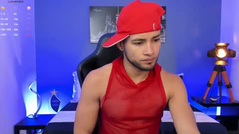 Snapshot of max_conor_ chatting on 7, 10, 2025 Max Conor online show from 7, 10, 2025