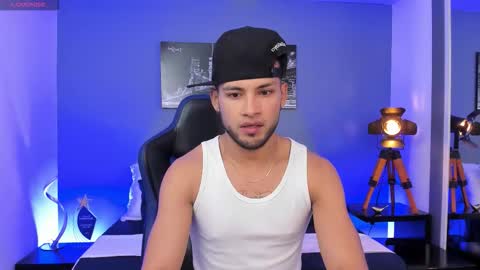 Snapshot of max_conor_ chatting on 9, 10, 2025 Max Conor online show from 9, 10, 2025