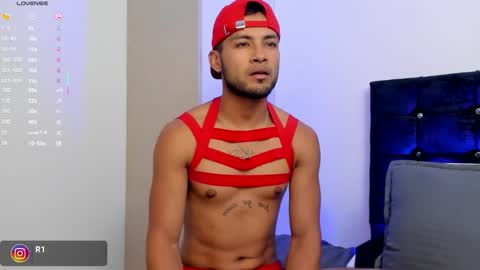 Snapshot of max_conor_ chatting on 22, 10, 2025 Max Conor online show from 22, 10, 2025