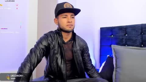 Snapshot of max_conor_ chatting on 23, 10, 2025 Max Conor online show from 23, 10, 2025