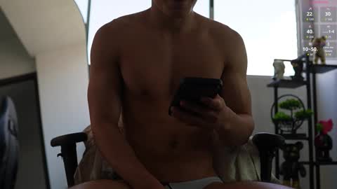 Snapshot of max_cortes1_ chatting on 25, 10, 2025 60 OFF ON MY OF ONLY FOR TODAY online show from 25, 10, 2025