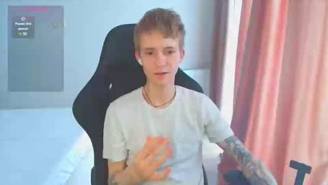 Max Gen with tats 24years  And Ethan without tats 20 years online show from 28, 2, 2025