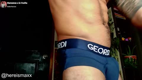 Max Follow me IGX hereismaxx online show from 31, 12, 2024