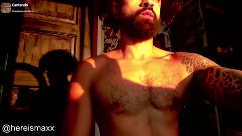 Max Follow me IGX hereismaxx online show from 31, 12, 2024