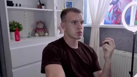 Max Kun online show from 30, 6, 2026