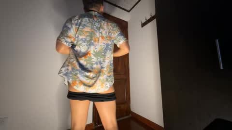 Max Lancaster online show from 7, 12, 2024