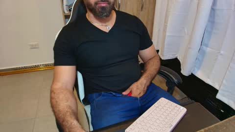 max_love25 online show from 8, 3, 2026