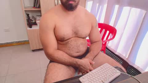 max_love25 online show from 25, 4, 2026