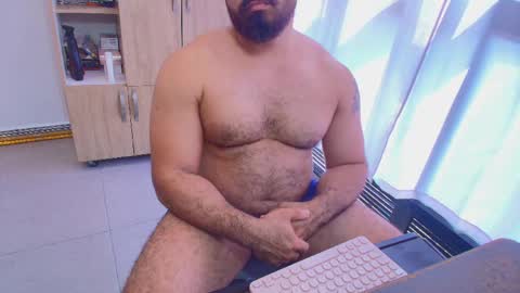 Snapshot of max_love25 chatting on 7, 5, 2026 max_love25 online show from 7, 5, 2026