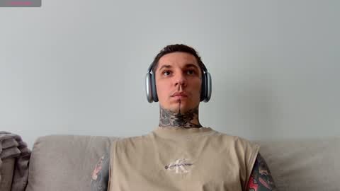    online show from 11, 7, 2026