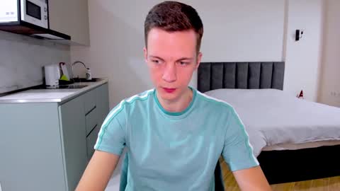 Max  online show from 25, 1, 2025