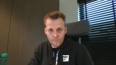 Max take off clothes online show from 6, 2, 2025