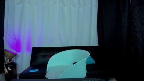 MAX     online show from 21, 1, 2025