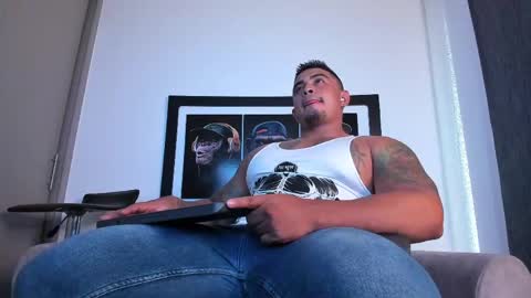 Snapshot of maxcarther chatting on 1, 6, 2026 Maxcarther online show from 1, 6, 2026