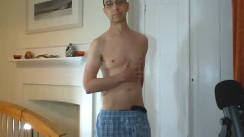 Snapshot of maxdavies chatting on 27, 7, 2026 Max Davies online show from 27, 7, 2026