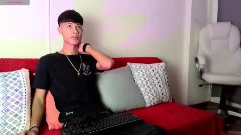 maxfont online show from 4, 10, 2025