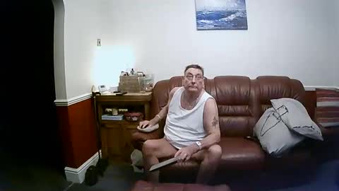 MAX online show from 12, 3, 2025