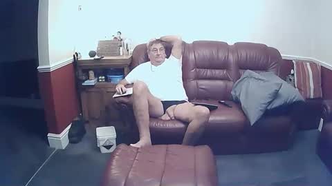 MAX online show from 19, 9, 2025