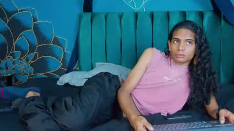 Snapshot of maxi_max0 chatting on 4, 7, 2026 Maxi Max online show from 4, 7, 2026