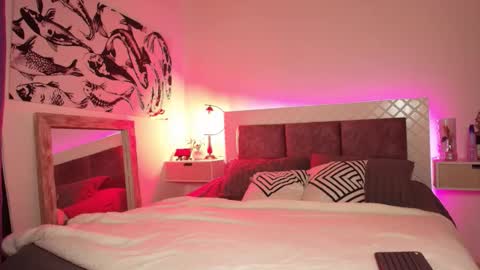 Snapshot of maxianomal chatting on 6, 1, 2026 Max online show from 6, 1, 2026