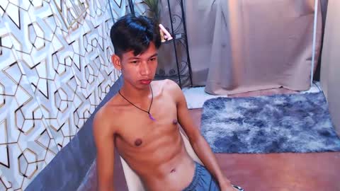 Reyn online show from 8, 2, 2025