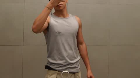Snapshot of maximiliano_kh4lil chatting on 22, 7, 2026 Maximiliano online show from 22, 7, 2026