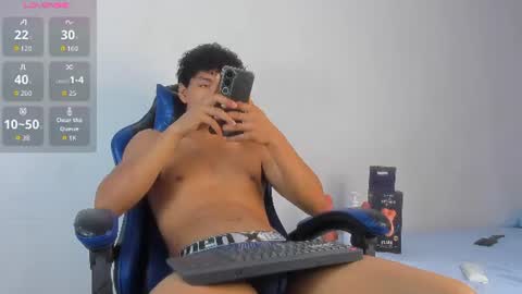 Snapshot of maximiliano_kh4lil chatting on 29, 7, 2026 Maximiliano online show from 29, 7, 2026