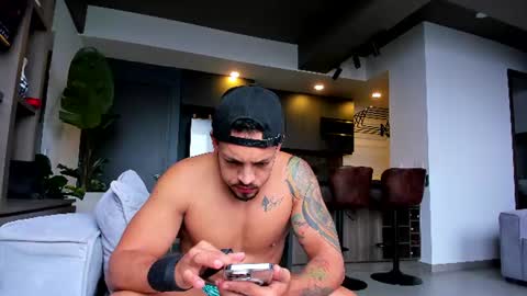maximo_and_marcelo online show from 22, 7, 2026