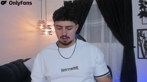 Maximo online show from 17, 1, 2025