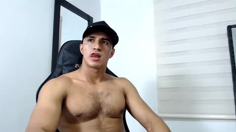 Maximo Sebastian online show from 14, 2, 2025