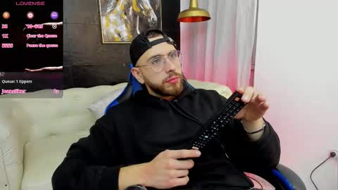 Maximo Wolf online show from 13, 11, 2025