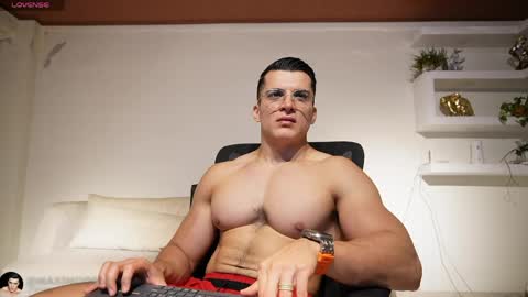 Sebastian online show from 21, 4, 2026