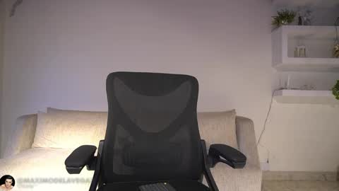 Sebastian online show from 5, 6, 2026