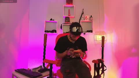 MAXIMO online show from 9, 6, 2026