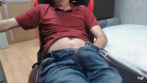 maximus3334 online show from 22, 9, 2025