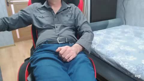 maximus3334 online show from 25, 4, 2026