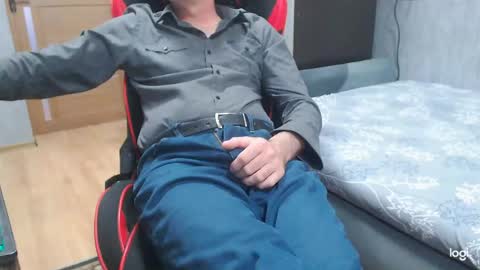 maximus3334 online show from 28, 4, 2026